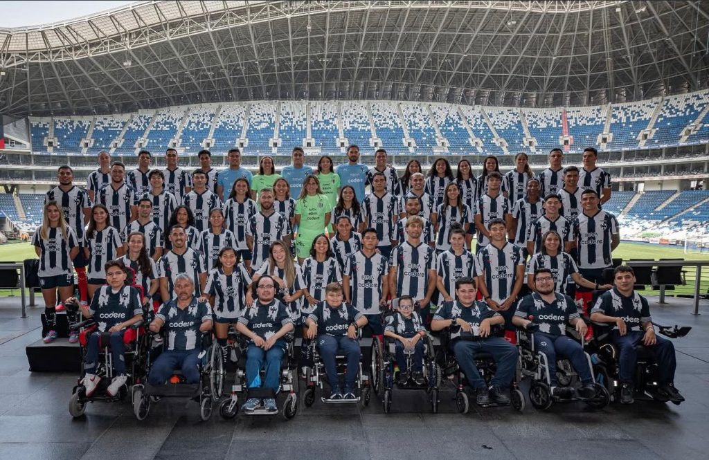 Rayados Powerchair presentes en la foto oficial del torneo que comienza